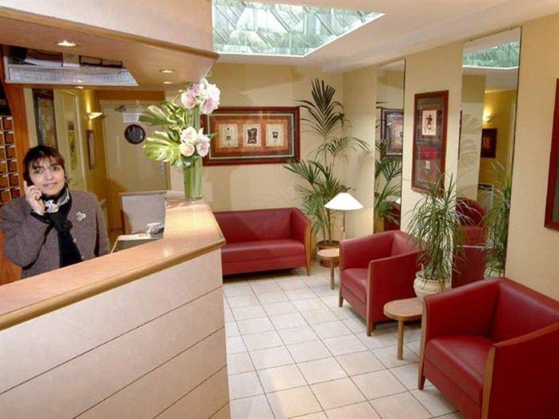 Best Western Le Montmartre - Saint Pierre Paris Bagian luar foto
