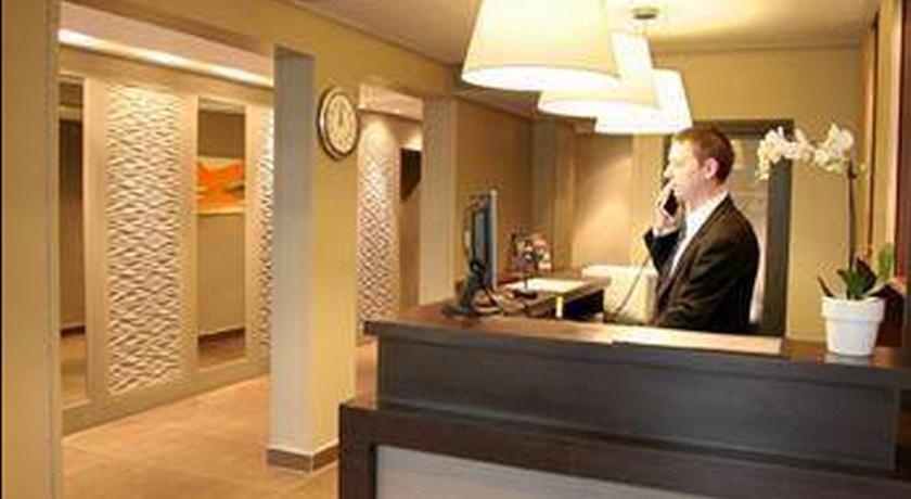 Best Western Le Montmartre - Saint Pierre Paris Bagian luar foto