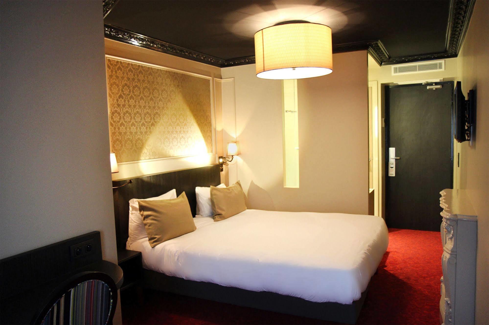 Best Western Le Montmartre - Saint Pierre Paris Bagian luar foto
