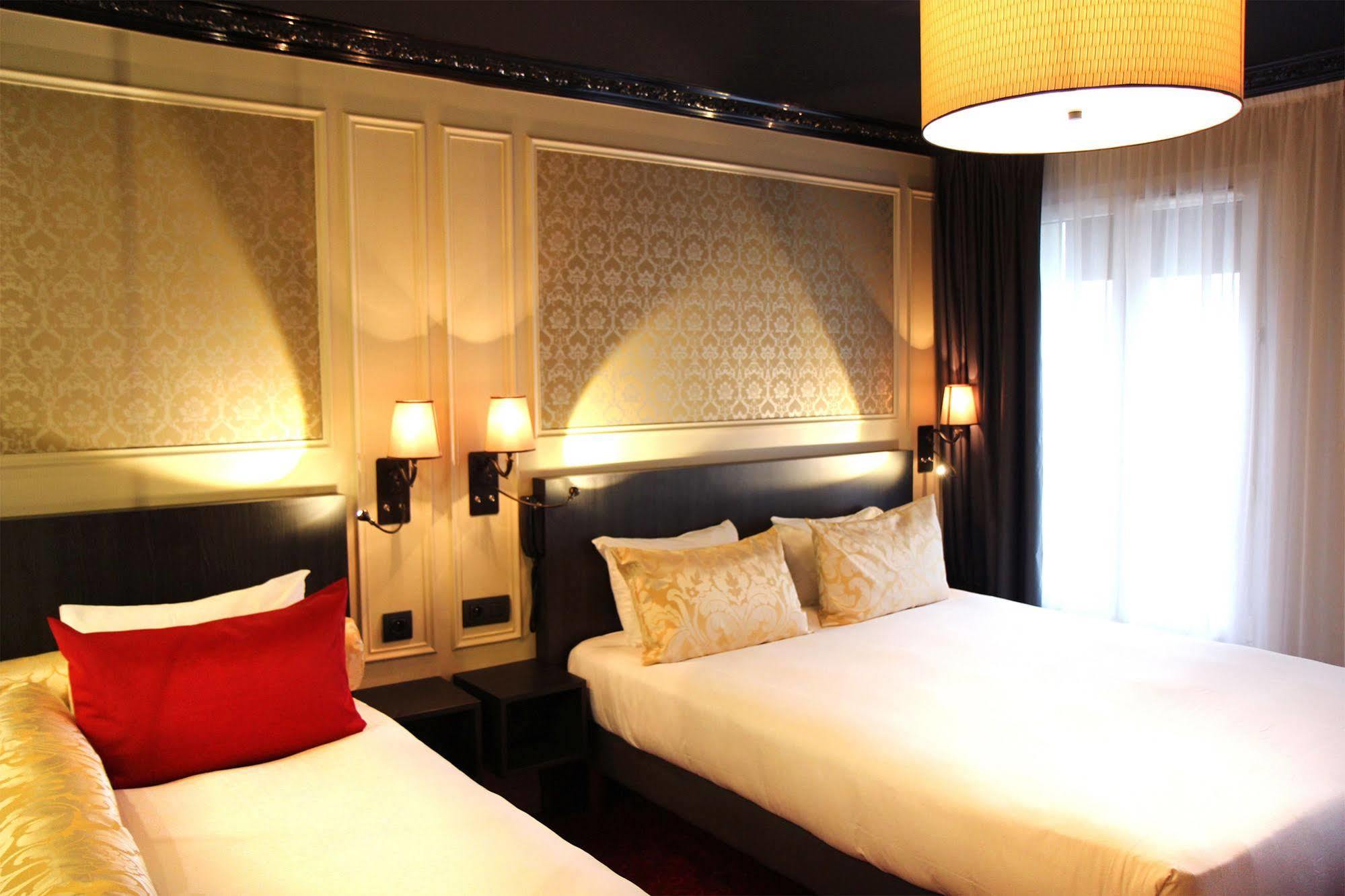 Best Western Le Montmartre - Saint Pierre Paris Bagian luar foto